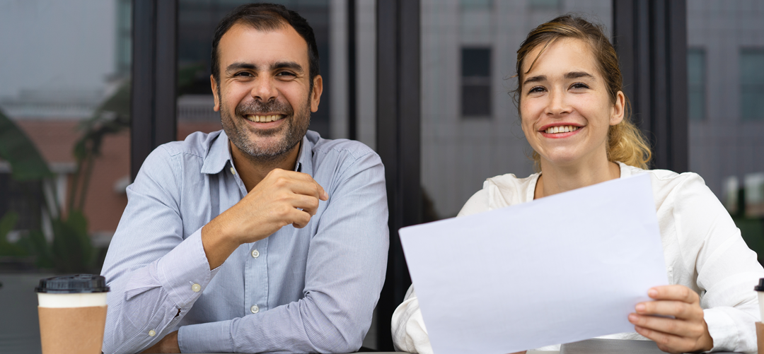 Avantages salariés CDD : une équipe de TPE-PME au travail